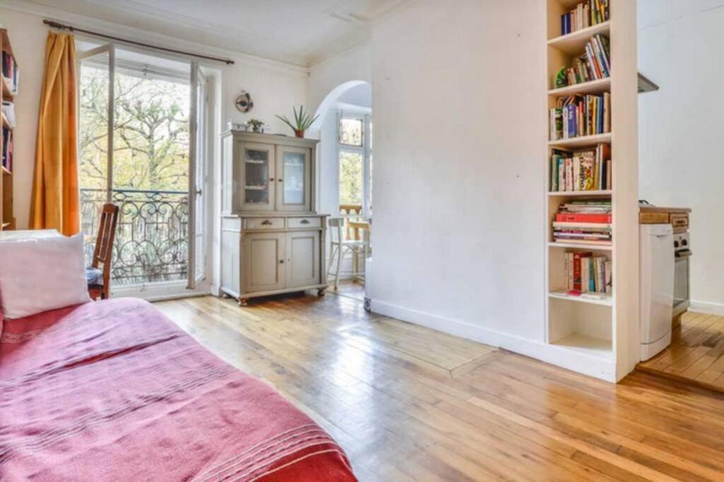 Appartement De Charme De 60 M2 Entre Montmartre Et Batignolles Paříž Exteriér fotografie