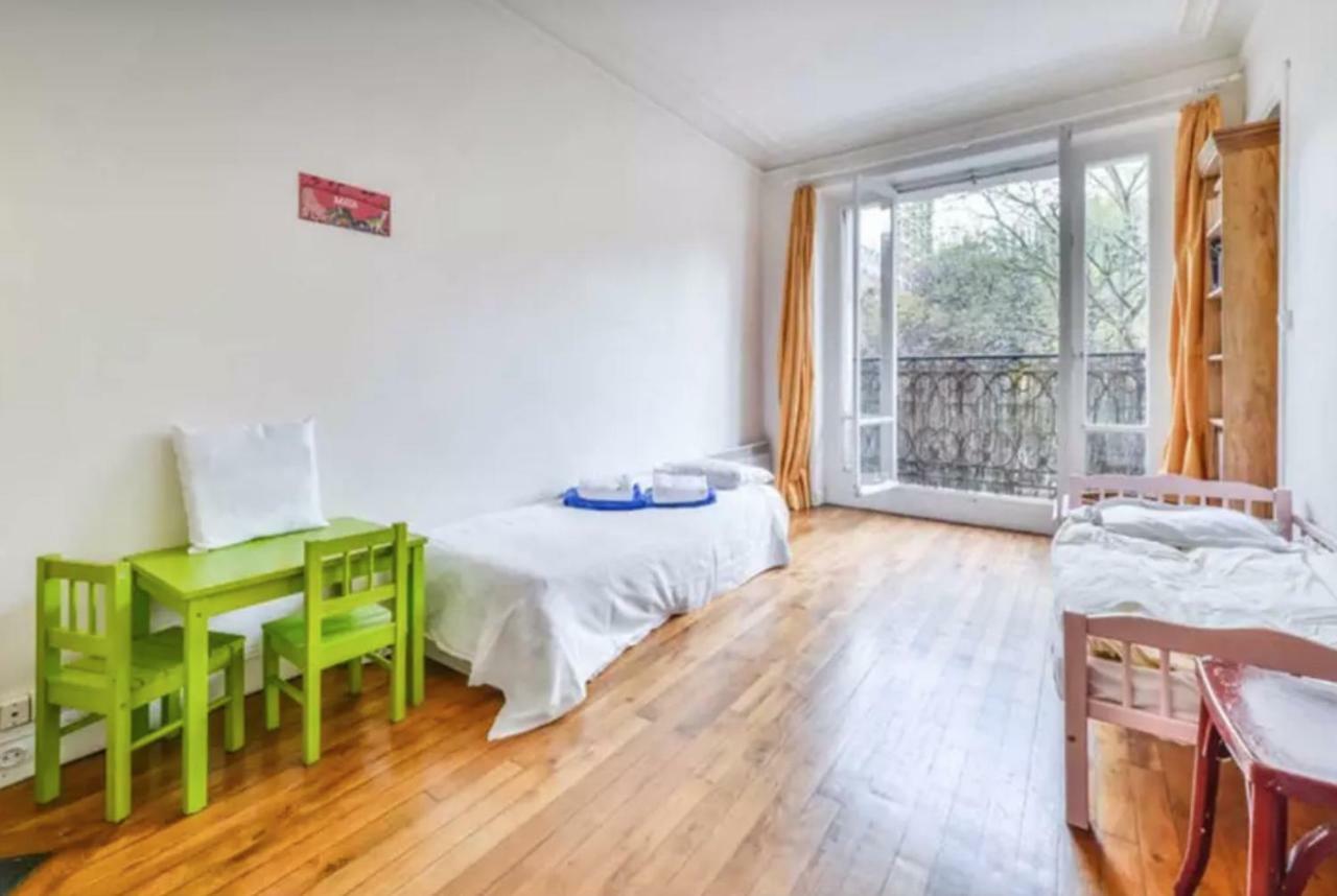 Appartement De Charme De 60 M2 Entre Montmartre Et Batignolles Paříž Exteriér fotografie